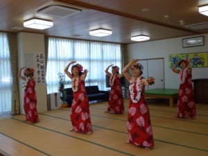 みやべ_福岡県_大牟田市_デイサービス_フラダンス2